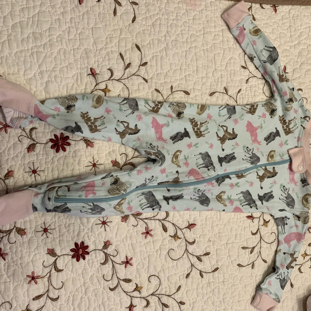 Pj’s sleeper - Picture 2 of 2